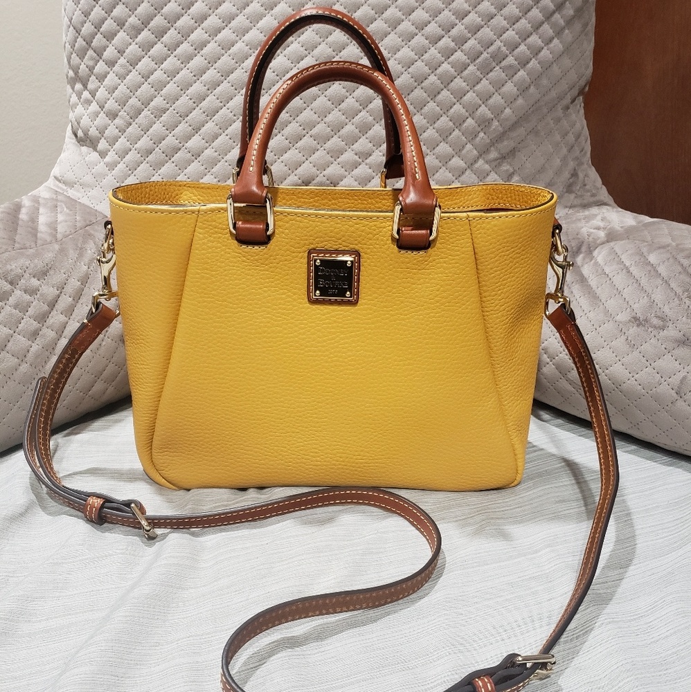 NWT Dooney & Bourke zip top satchel - SAFFRON